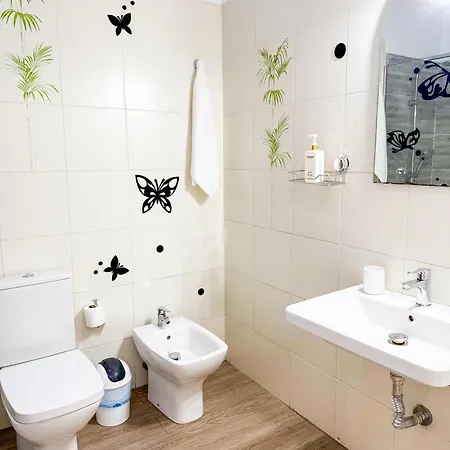 Gigantes Cliff House * Acantilado de los Gigantes