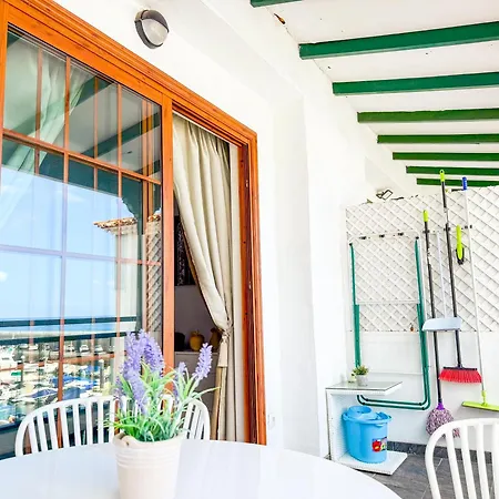 Gigantes Cliff House Lägenhet